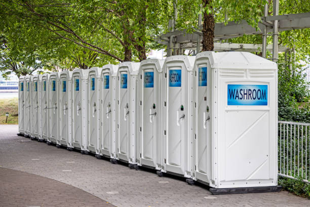 Best Porta potty delivery and setup  in West Unity, OH